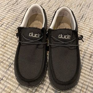 Hey dude onyx wallysox slip on 9